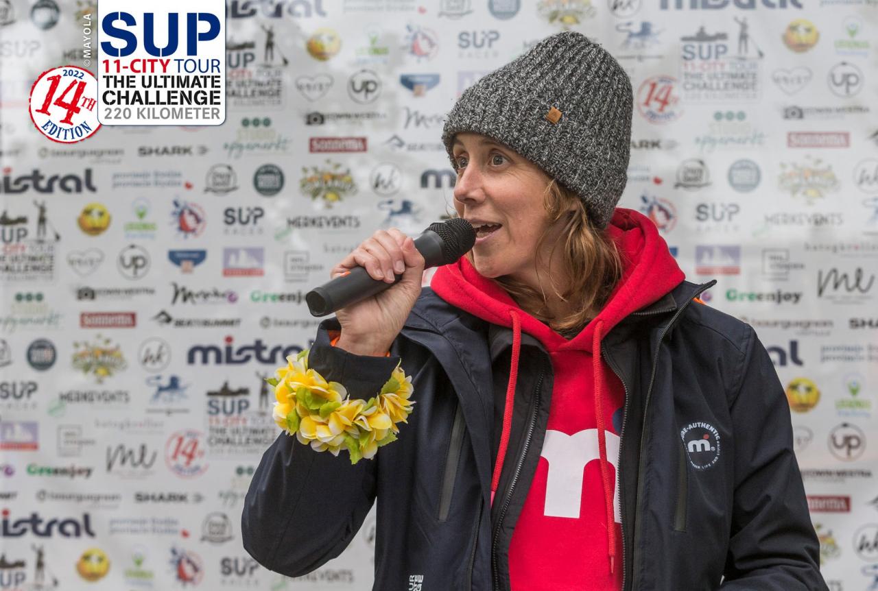 Marije Elgersma bei der Sup 11-City-Tour, Holland